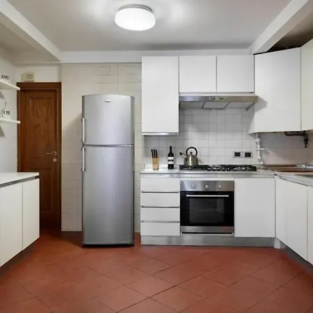 Rondinelli Apartment